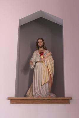 Sacred Heart to the right of the Altar